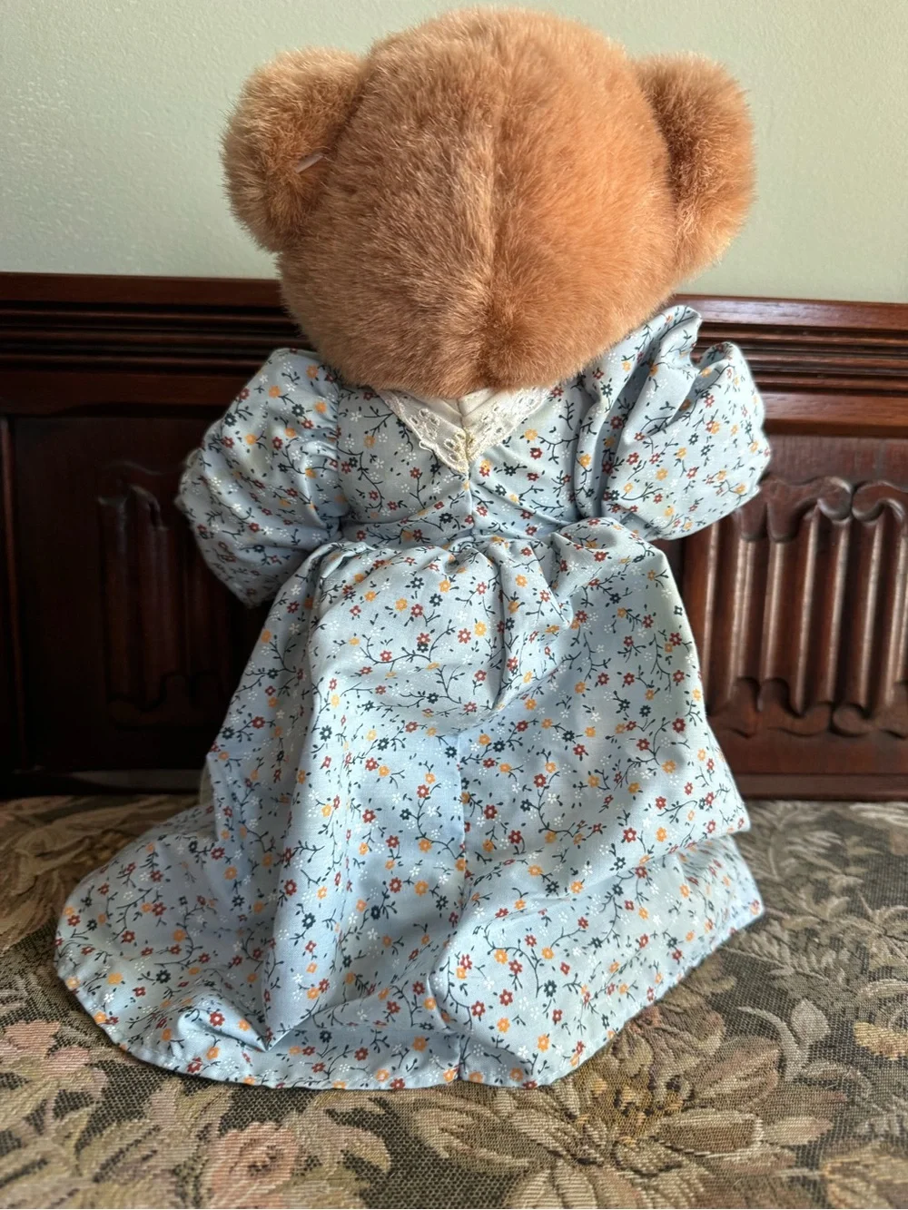 Vintage Russ Berrie mother bear plush